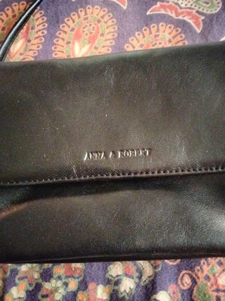 Bolso de piel negro 