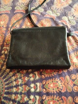 Bolso de piel negro 