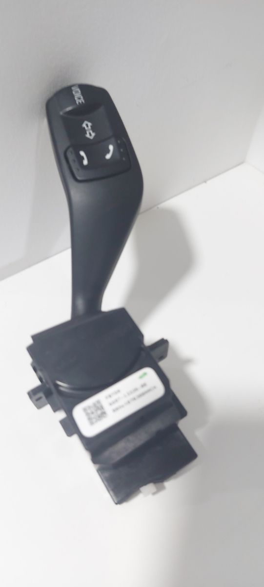 Mando de intermitente y de radio