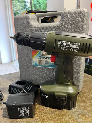Atornillador de batería averiado