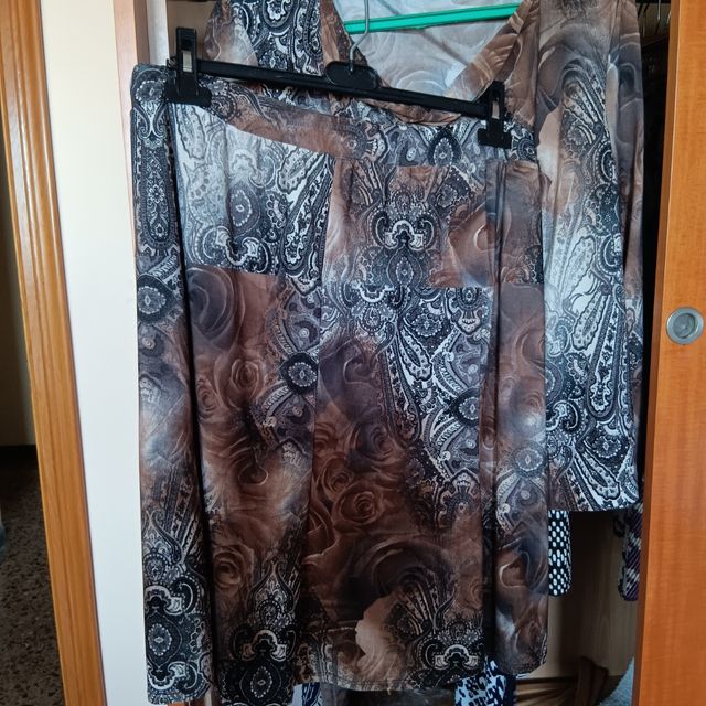 Tops manga larga Latidelo