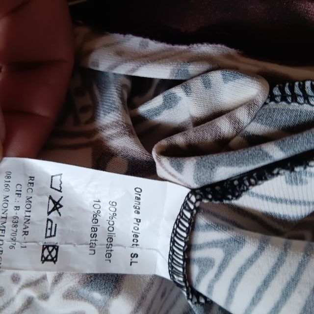 Tops manga larga Latidelo