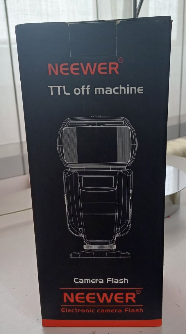 Flash neewer ttl of machine