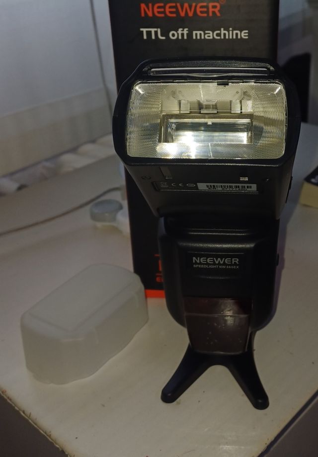 Flash neewer ttl of machine