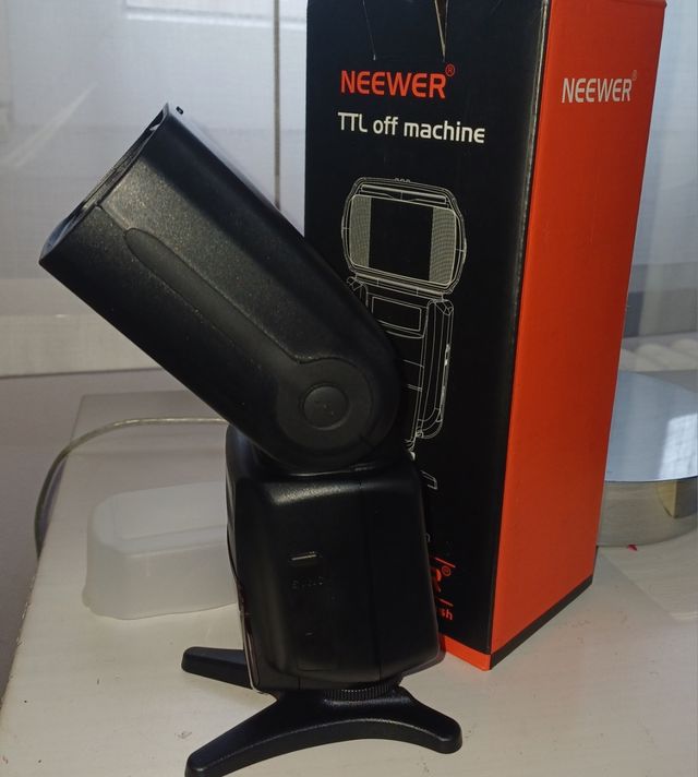 Flash neewer ttl of machine