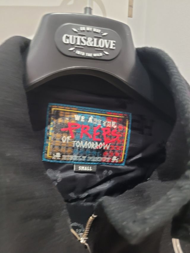 Abrigo highly preppy