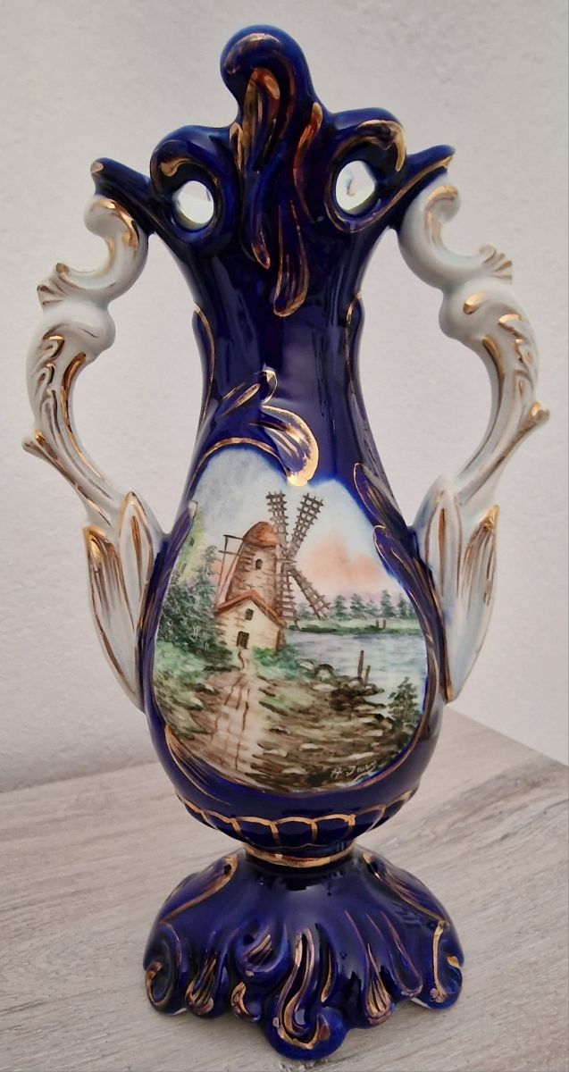 Jarrón francés de porcelana