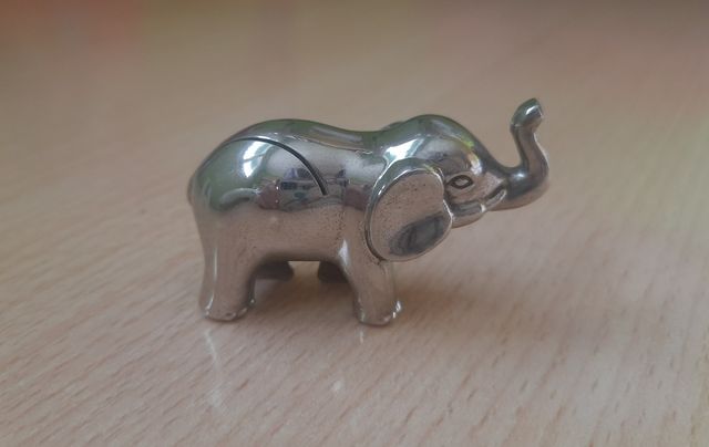 Portafotos elefante metálico de la suerte