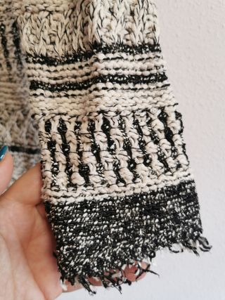 Jersey de chica talla M de Zara.