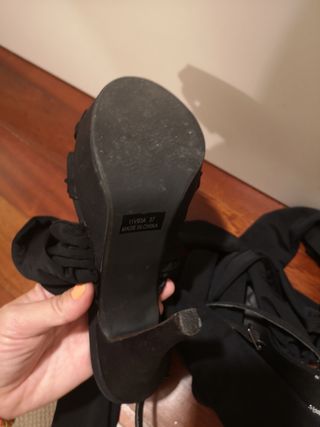 Sandalias de tacón negras 