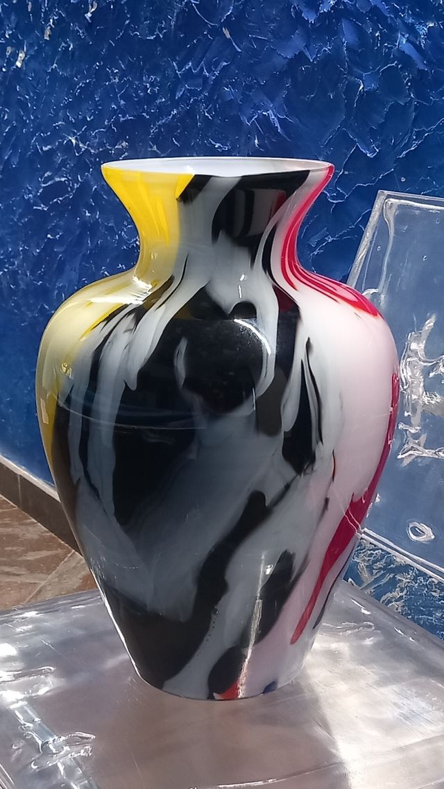 Vaso in vetro murano