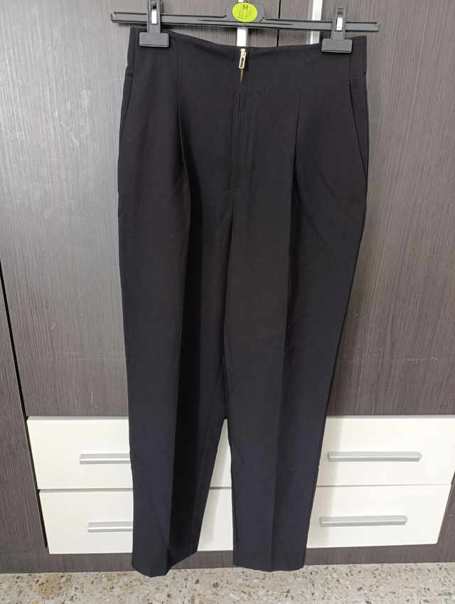 Pantalón pinzas Mango