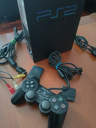 PlayStation 2 + 3 juegos