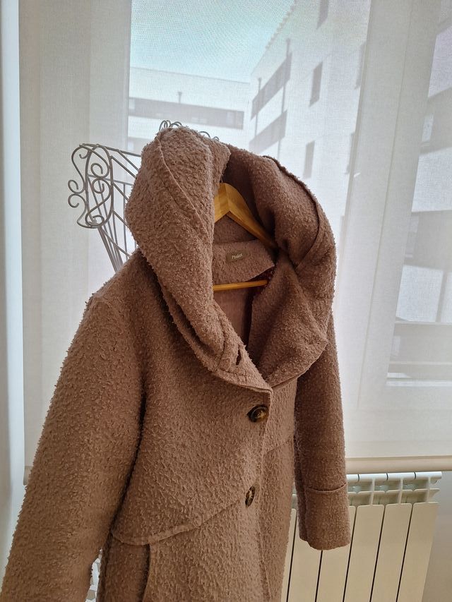 Abrigo rosa claro de entretiempo