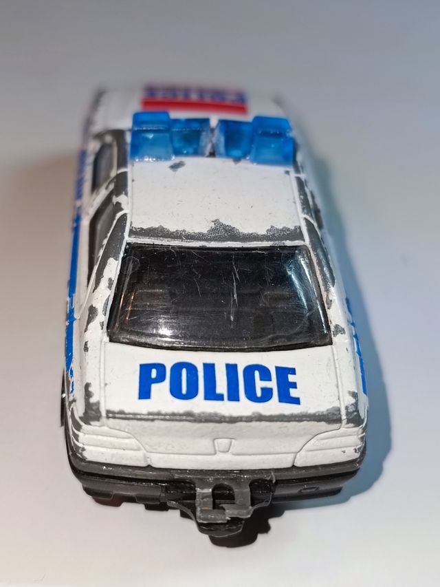PEUGEOT 406 POLICÍA 1/64 MAJORETTE