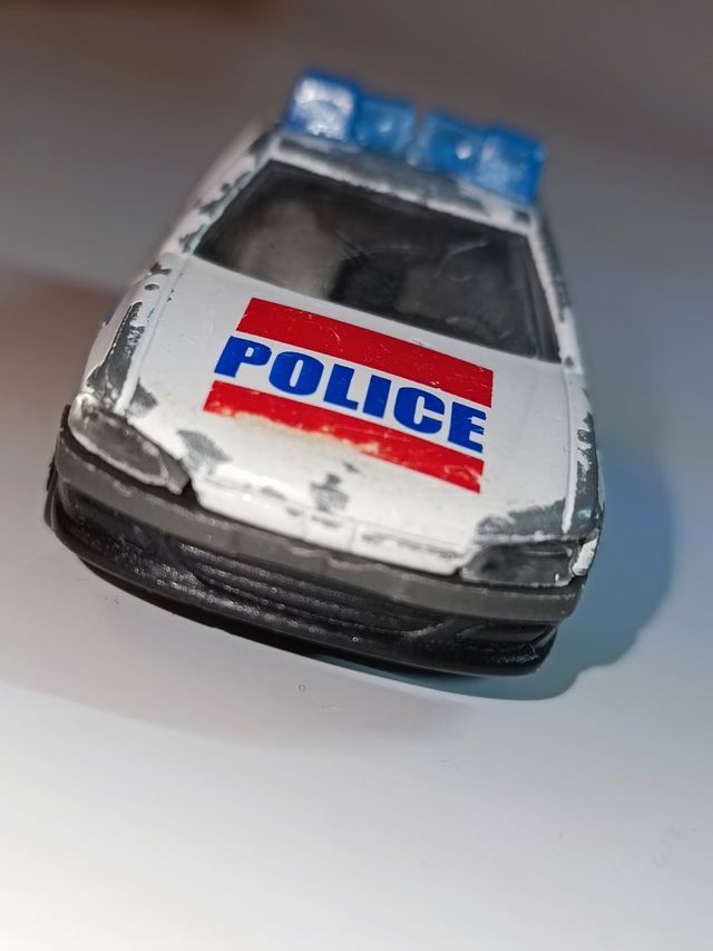 PEUGEOT 406 POLICÍA 1/64 MAJORETTE