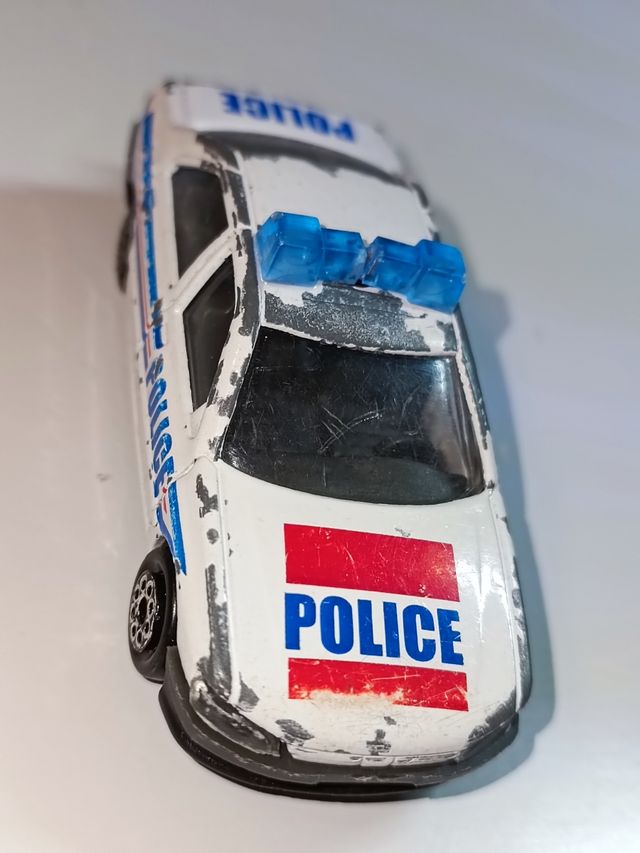 PEUGEOT 406 POLICÍA 1/64 MAJORETTE