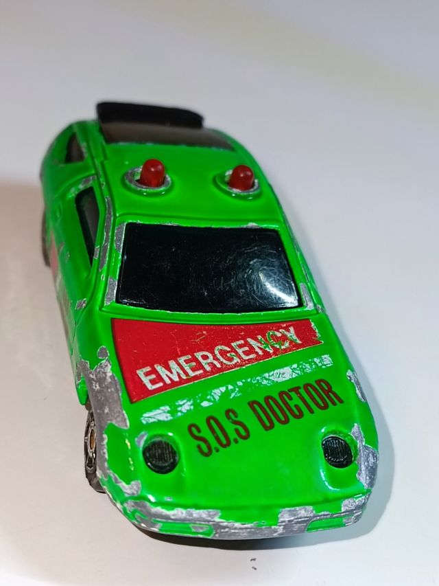 PORSCHE 924 SONIC FLASHERS 1/64 MAJORETTE