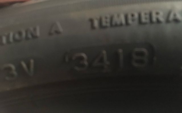 Neumaticos 225/40R19 93w Brigestone 2