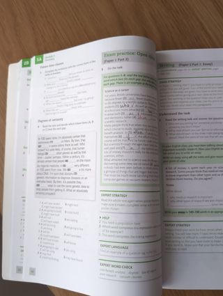 EXPERT FIRST 3RD EDITION STUDENT'S RESOURCE BOOK WITH KEY