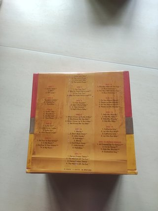 The Beach Boys. Box Set 16 CD singles PRECINTADO