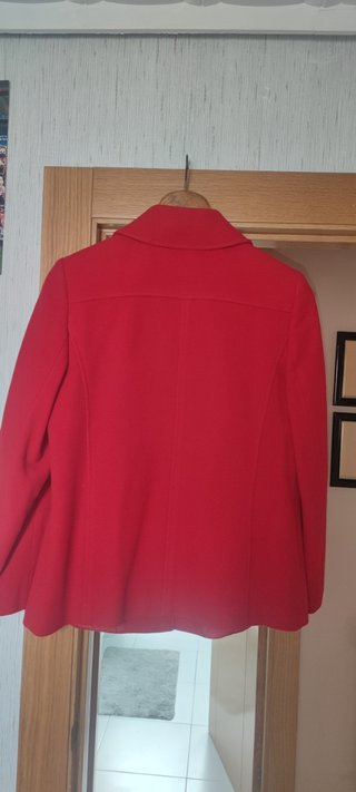Chaquetón rojo señora