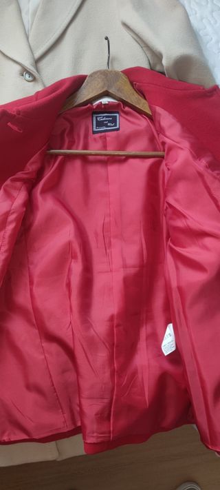 Chaquetón rojo señora