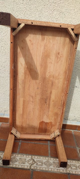 Mesa de madera maziza