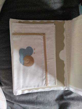 Sabana y funda de almohada cuna bebé 