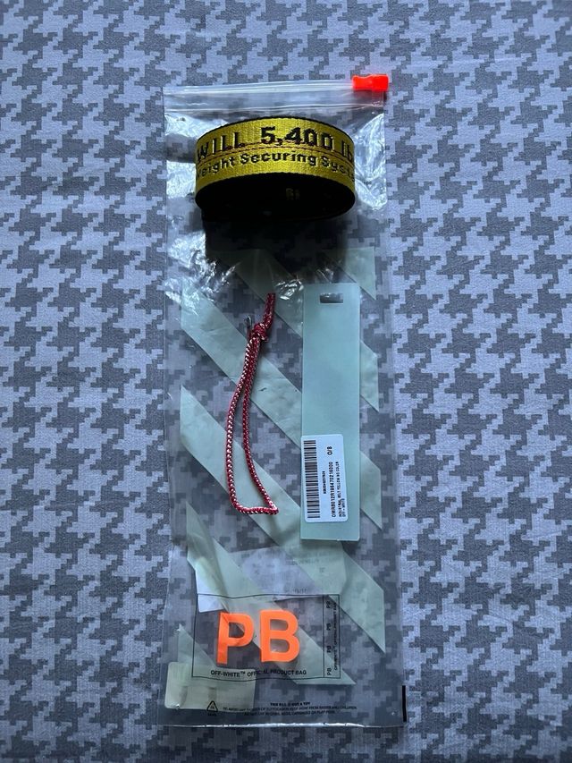 Cintura Off-White " Industrial Belt " Gialla