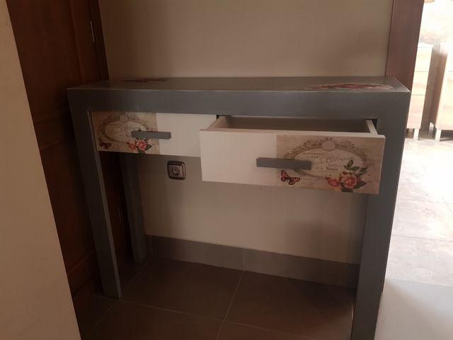 Mesa Alta Recibidor Vintage