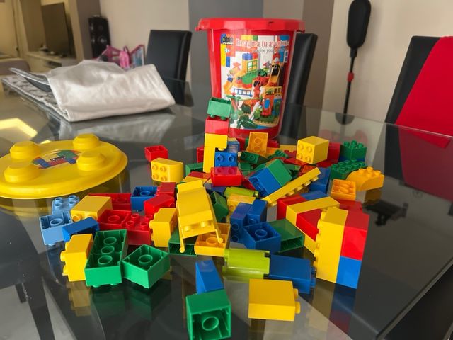 Juguete de piezas divertido