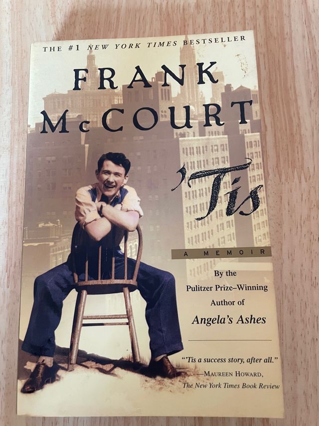 Libro tapa blanda “‘Tis. A memoir”