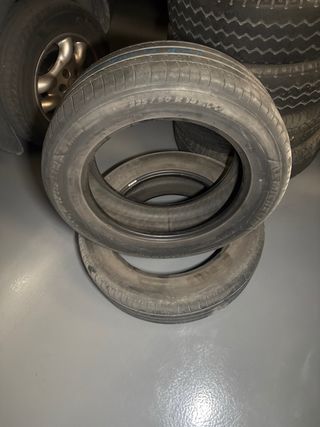 Neumatico 225/60 R18 100H