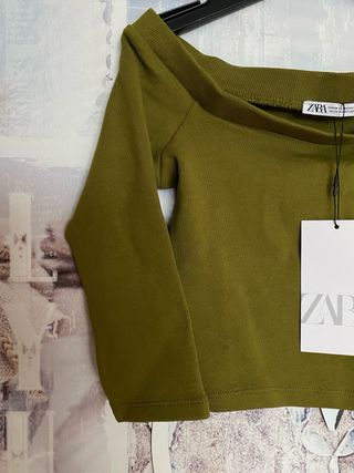 Csmiseta hombros caidos Zara T.S con etiqueta