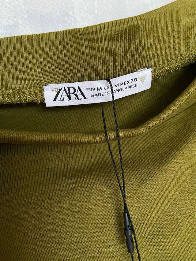 Csmiseta hombros caidos Zara T.S con etiqueta