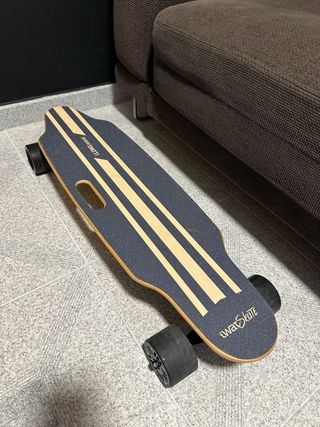 Monopatín longboard Eléctrico Como Nuevo