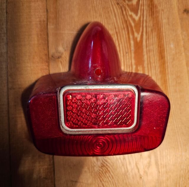 Pezzi ricambio 2 Vespa original epoca o restaurati