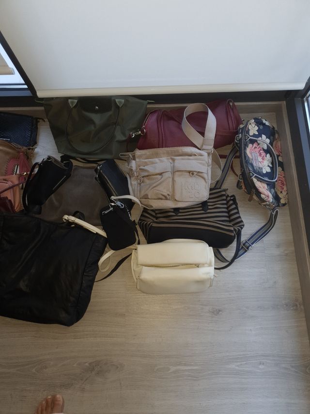 Lote 20 bolsos diferentes marcas