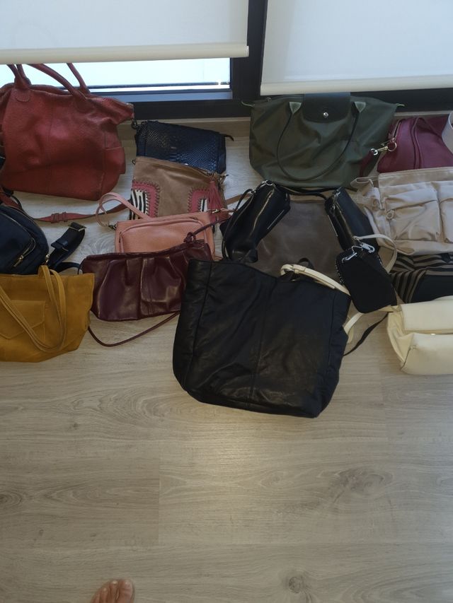 Lote 20 bolsos diferentes marcas