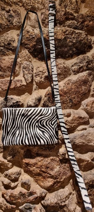 Bolso y cinturón a juego