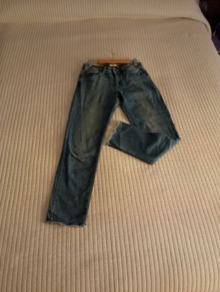 Pantalón tiro bajo sin estrenar 