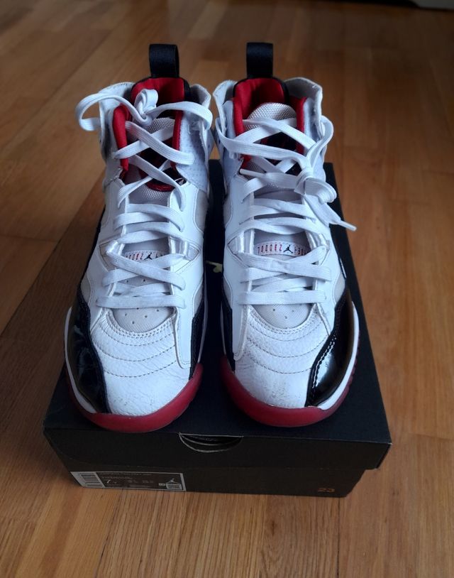 Deportivas Jordan two trey