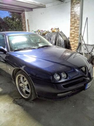 Alfa Romeo GTV 