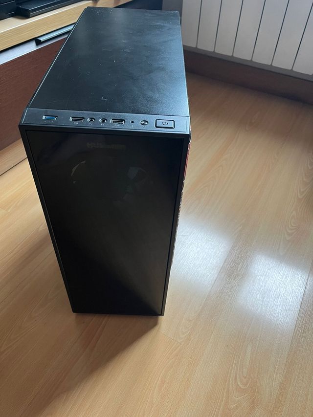 Torre ordenador + refrigeracion