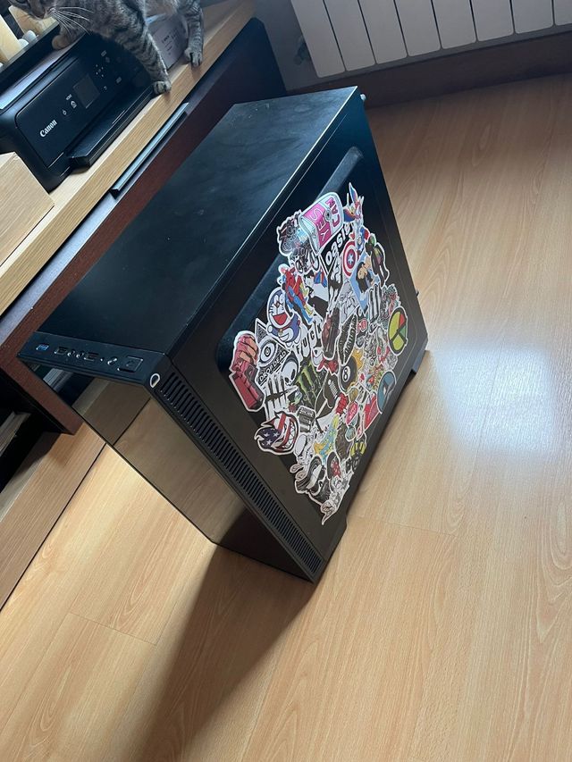 Torre ordenador + refrigeracion