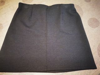 Falda Bershka tela de punto negra 