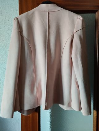 Chaqueta rosa palo corte militar