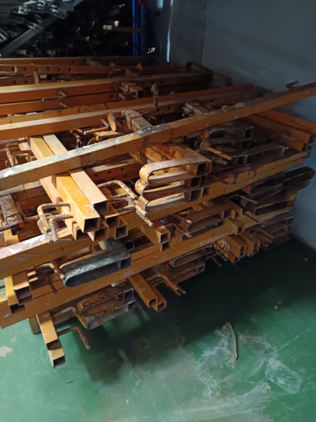 Barandillas sargentos postes