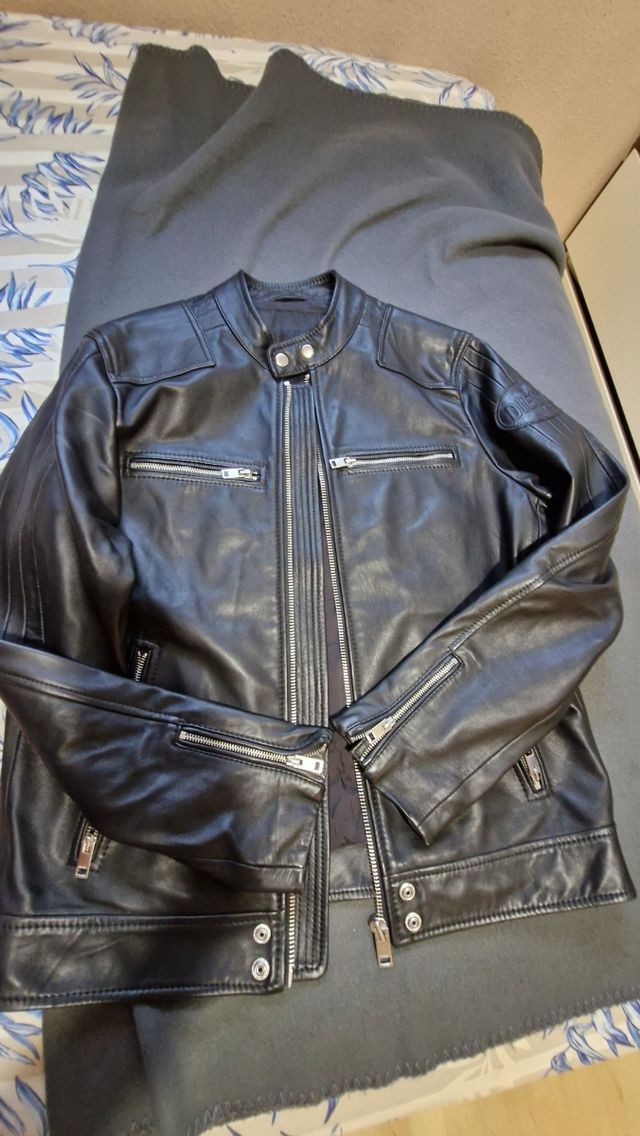CHAQUETA DE PIEL TIPO MOTERO DIESEL